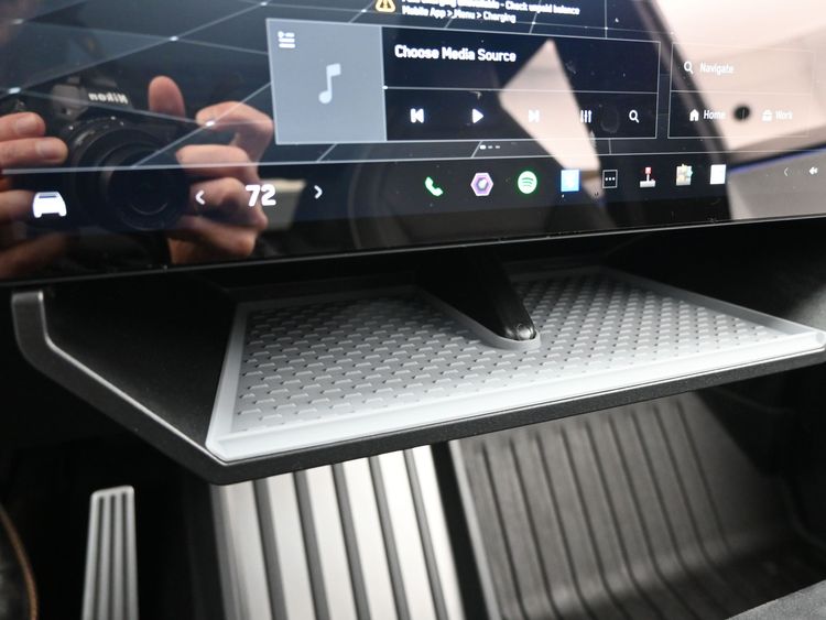 2024 Tesla Cybertruck All-Wheel Drive