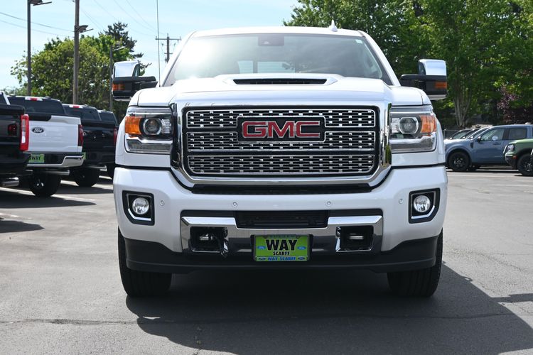 2018 GMC Sierra 2500HD Denali