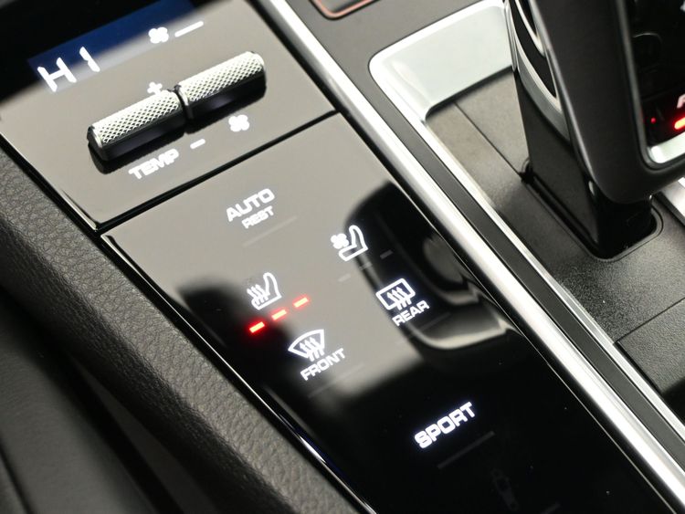 2021 Porsche Cayenne 